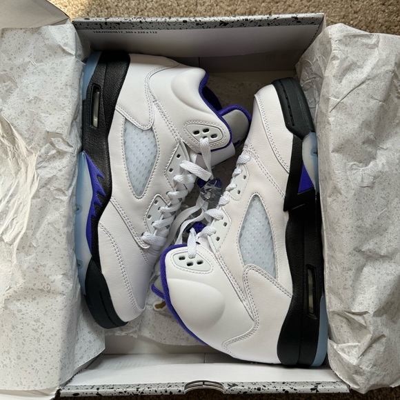Shoes - Jordan 5 Retro Concord DS (New)